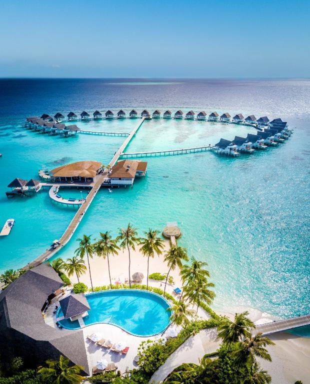 منتجع Centara Grand Island Resort & Spa Maldives - أفضل منتجعات المالديف مع مسبح خاص